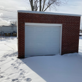 2131 garage exterior
